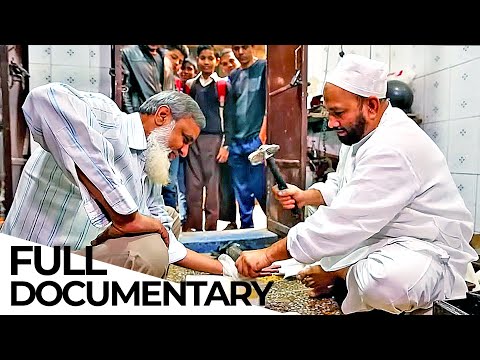 Deadly Quackery: How India's Fake Doctors Endanger Lives for Money | ENDEVR Documentary